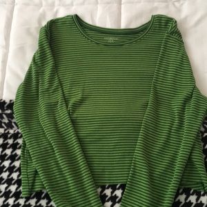 thrifted long sleeve crop top (barely worn)